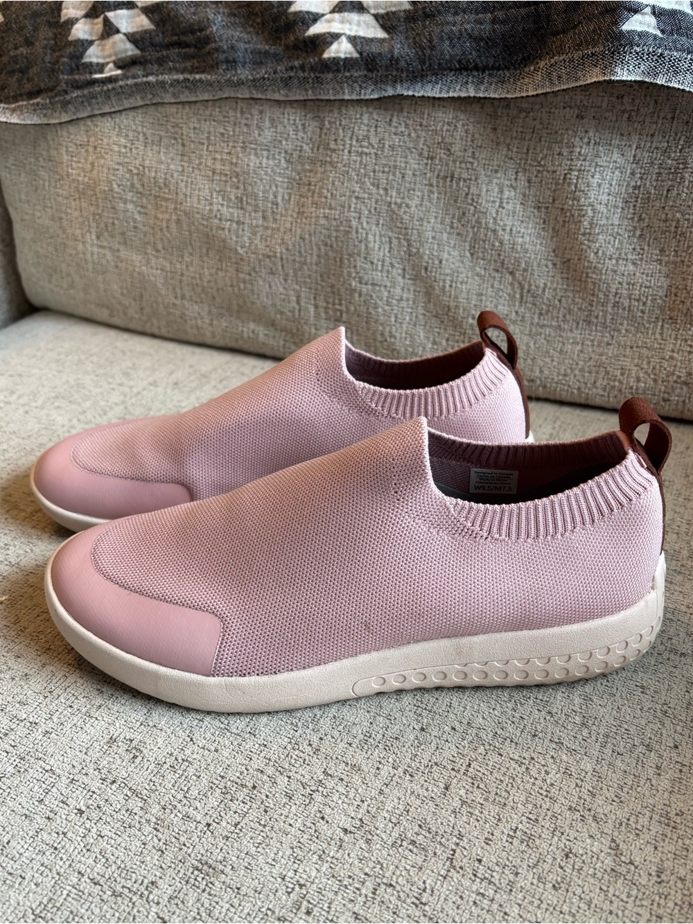 Hey Folks Voyageur Pink Women’s Slip On